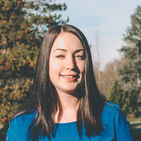 Staff Bio, Deseree
